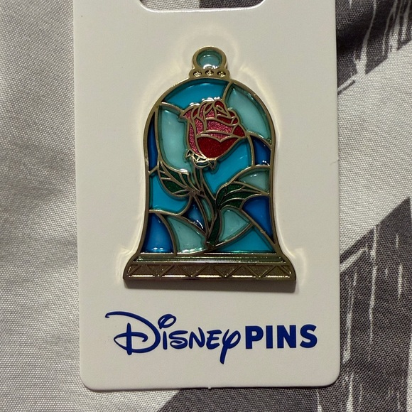 Disney beauty and the beast Rose Pin - Picture 3 of 3